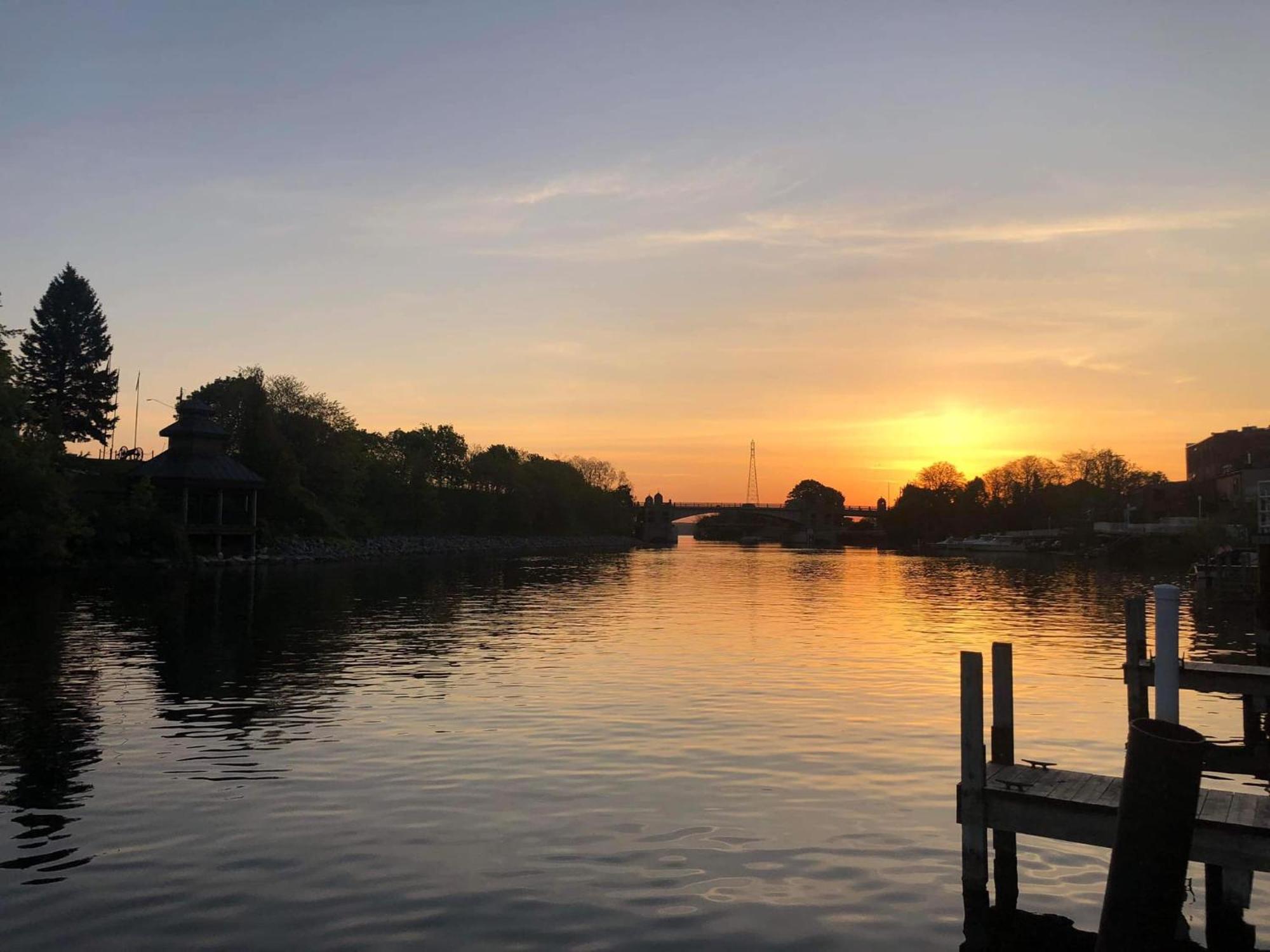Manistee Inn & Marina Экстерьер фото